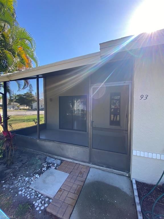 1425 51st LN photo 1