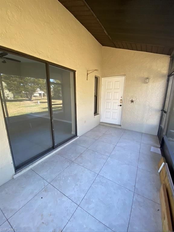 1425 51st LN photo 2