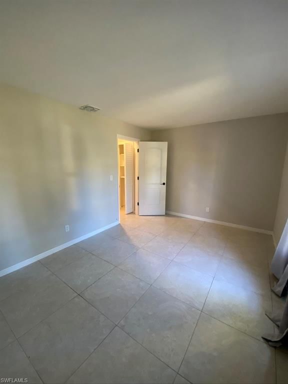 1425 51st LN photo 5