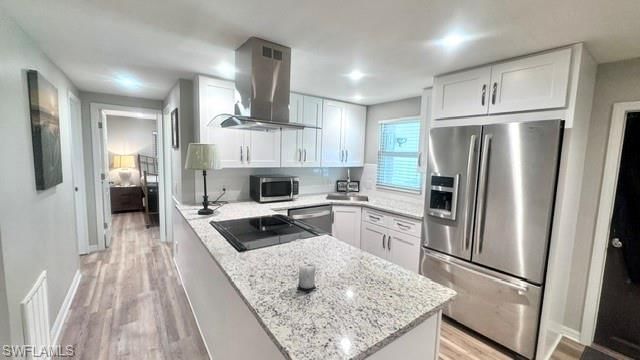 5509 Miles Standish LN photo 2
