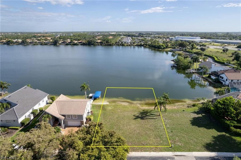 5090 Harborage DR photo 1