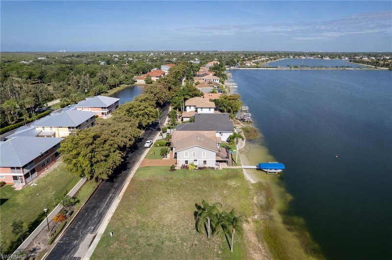 5090 Harborage DR photo 5