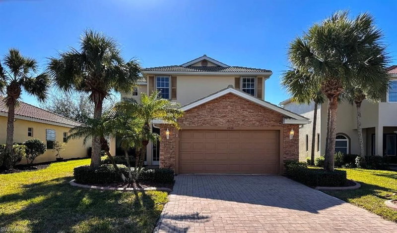 2560 Keystone Lake DR photo 1