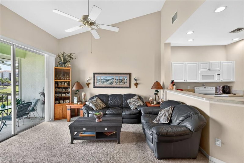 3525 Milan DR photo 4