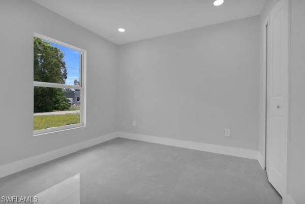 5137 26 ST SW photo 5