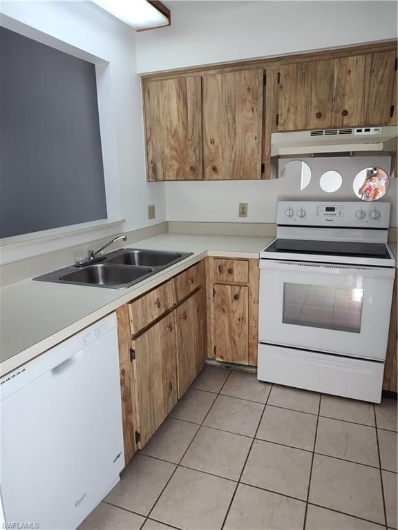 9395 Lennex LN W photo 5