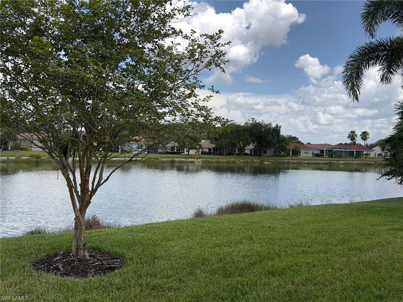 2190 Summersweet DR photo 5