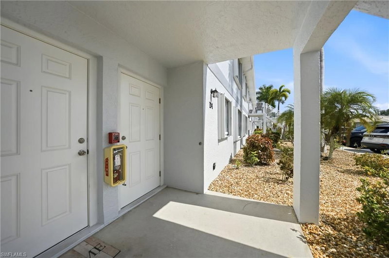 26485 Rampart BLVD photo 5