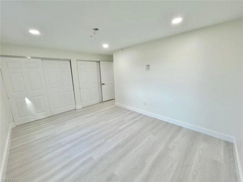 1740 Pine Valley DR photo 5
