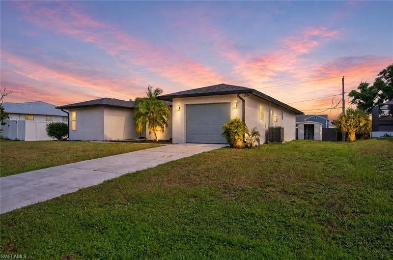27072 Hillshire LN photo 2