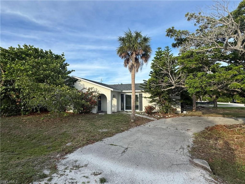 1683 Atlanta Plaza DR photo 2