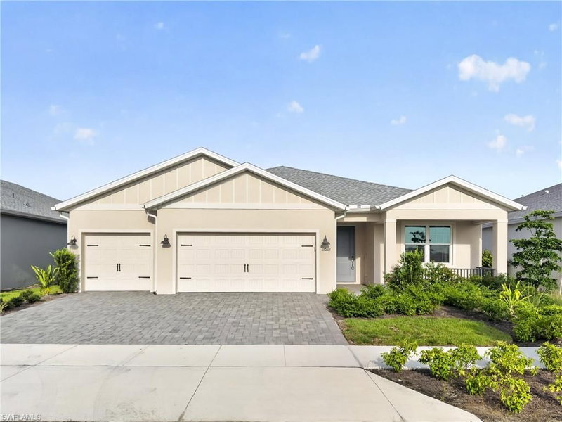 44549 Frontier DR photo 1