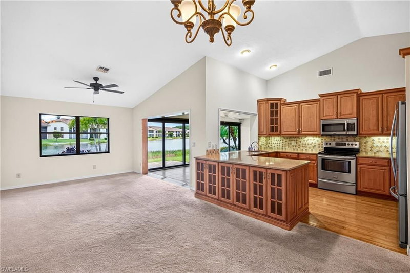 13235 Oak Hill LOOP photo 5