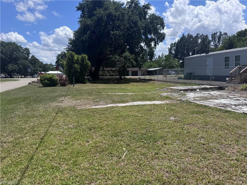 1127 Della Tobias AVE photo 1