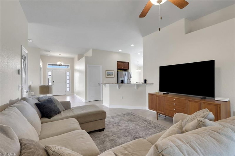 27077 Brook Forest RD photo 3