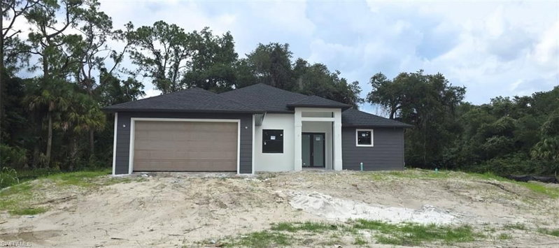 2407 19th ST photo 1