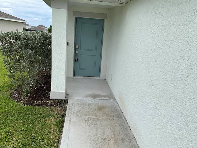 12245 Savanna Lakes BLVD photo 2
