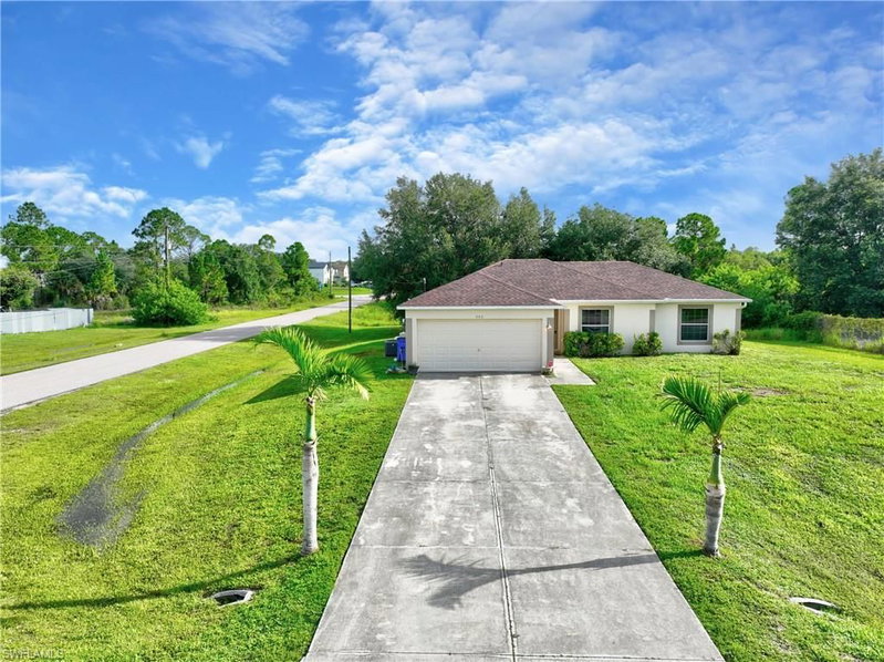 446 Windermere DR photo 1