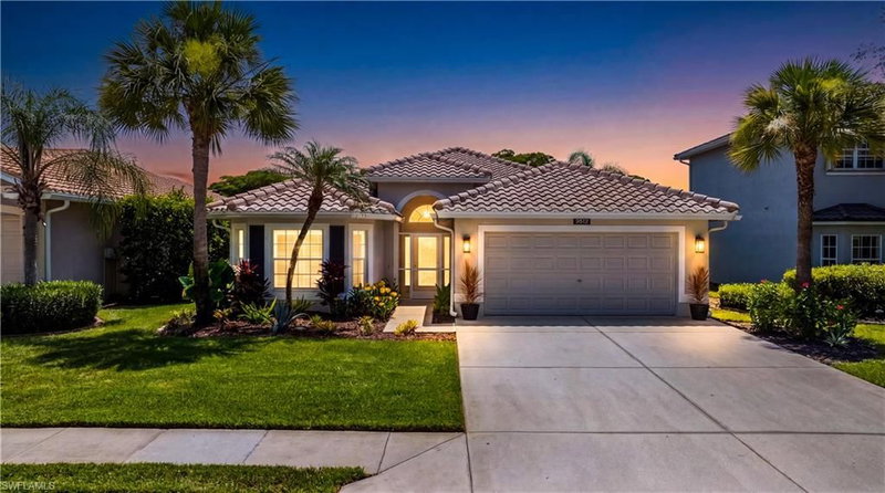 9512 Blue Stone CIR photo 1