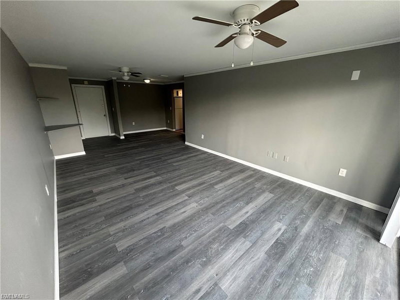 3704 Broadway photo 2