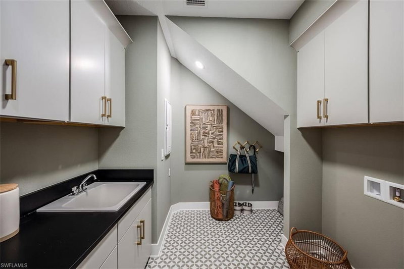 13694 Loredo WAY photo 5