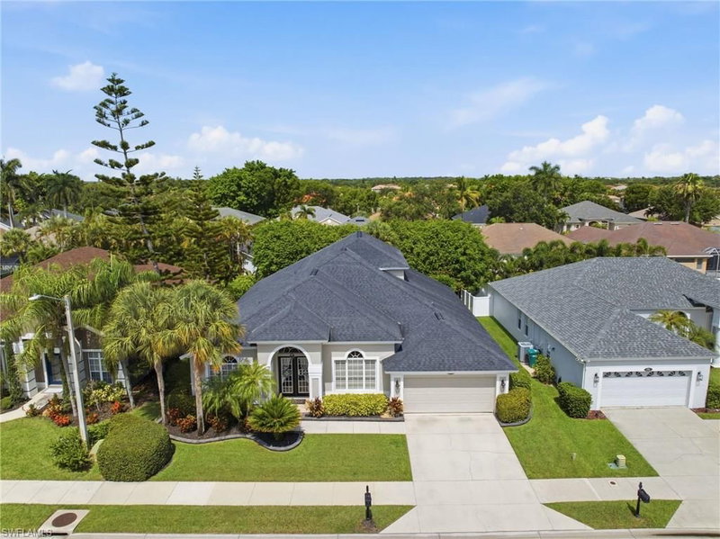 193 Skipping Stone LN photo 1
