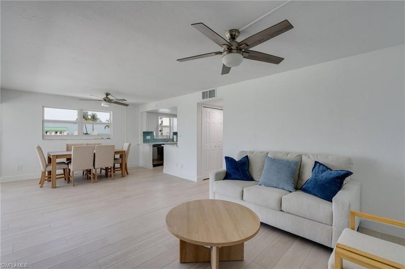 6500 Estero BLVD photo 3