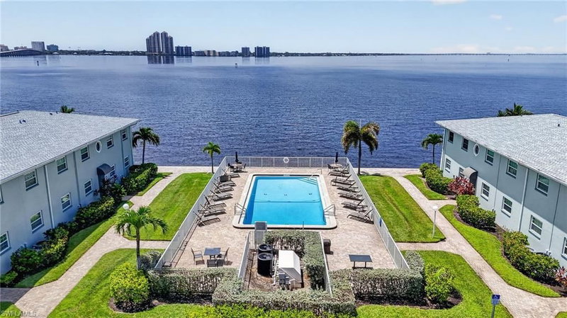 3340 Key DR photo 1