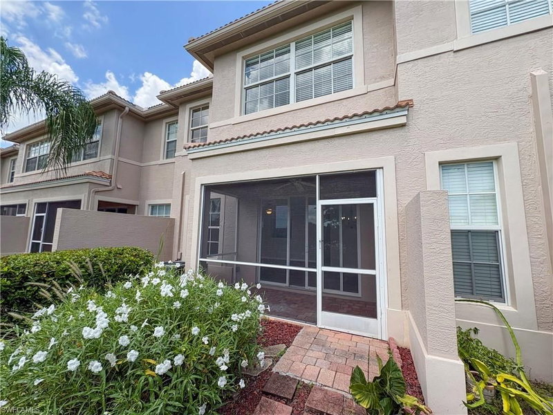 4092 Cherrybrook LOOP photo 2