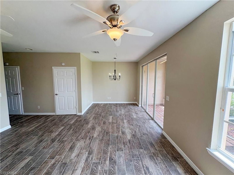 4092 Cherrybrook LOOP photo 5