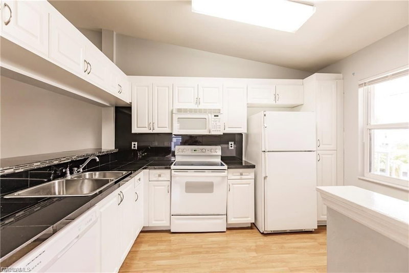 14503 Lakewood Trace CT photo 5