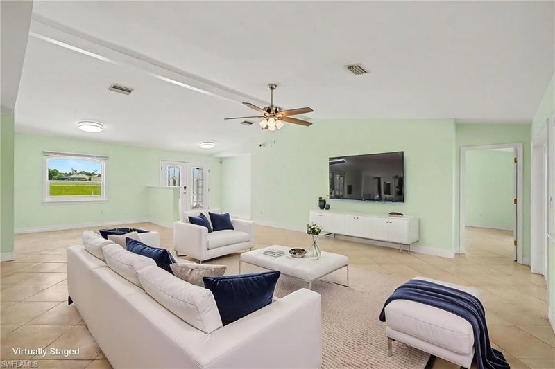 12001 Kingsway CIR photo 4