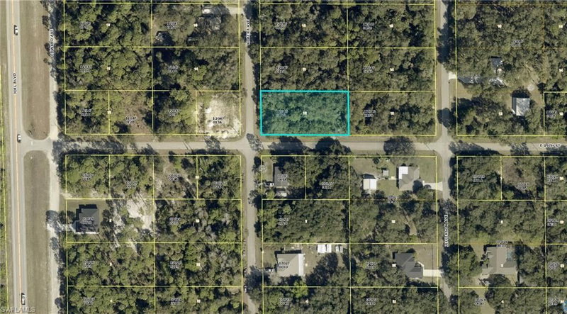 1900 Robert AVE photo 2