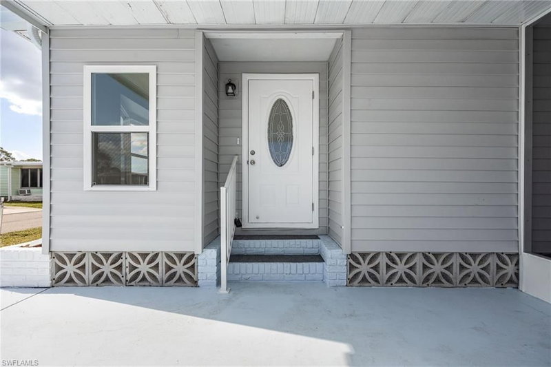 479 Nicklaus BLVD photo 3