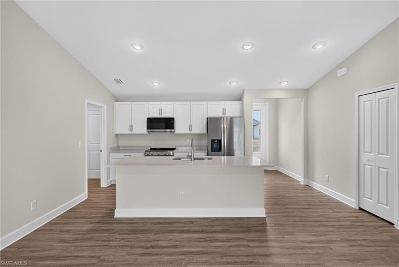 2715 23rd AVE photo 5