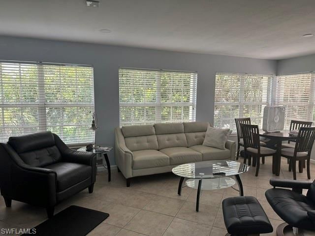 13520 Stratford Place CIR photo 3