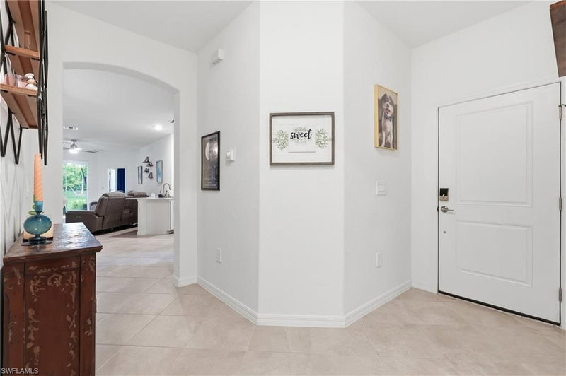 2228 Dragonfruit WAY photo 3