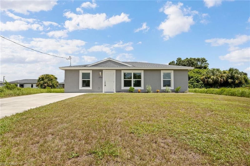 3061 Adcock DR photo 2