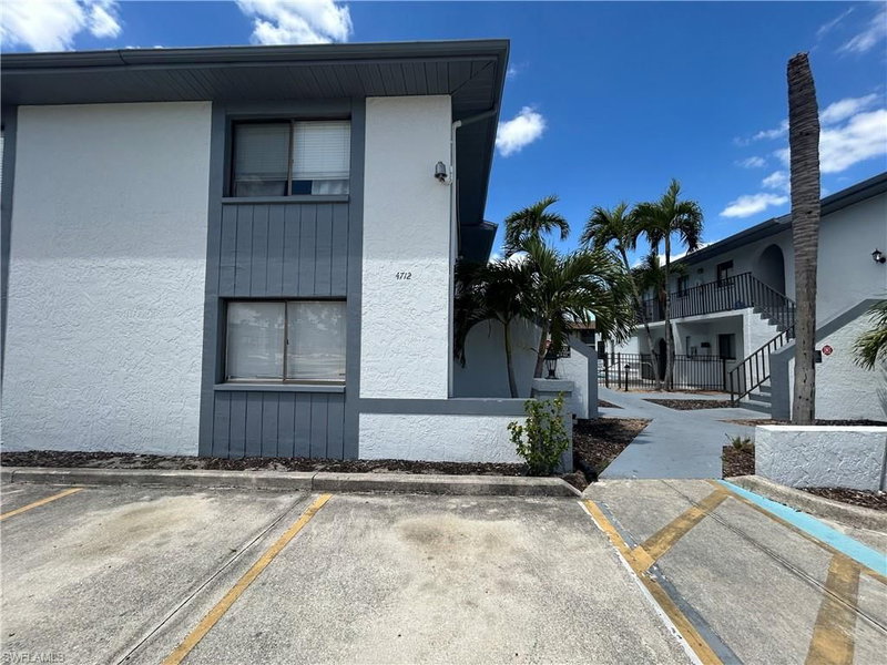 4712 5th PL photo 1