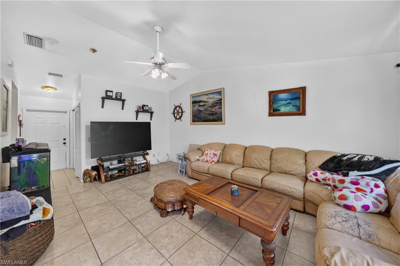 5484/5486 Birdsong LN photo 5