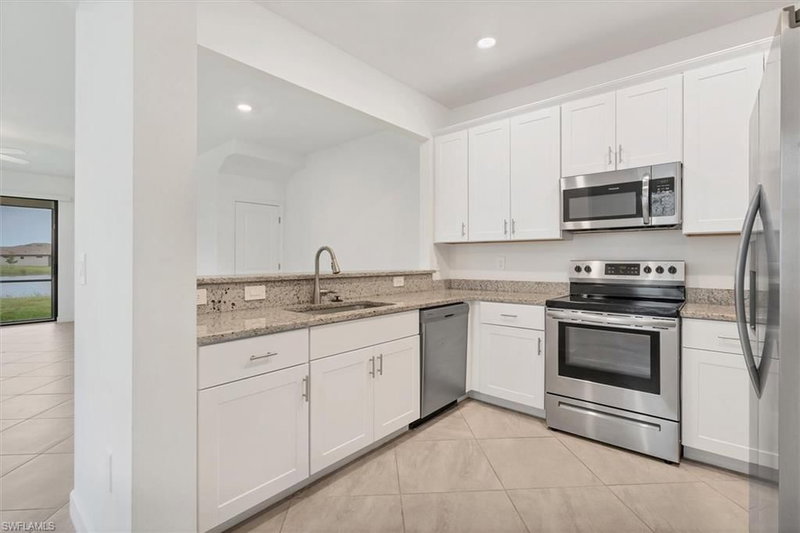 14204 Pine Lodge LN photo 5