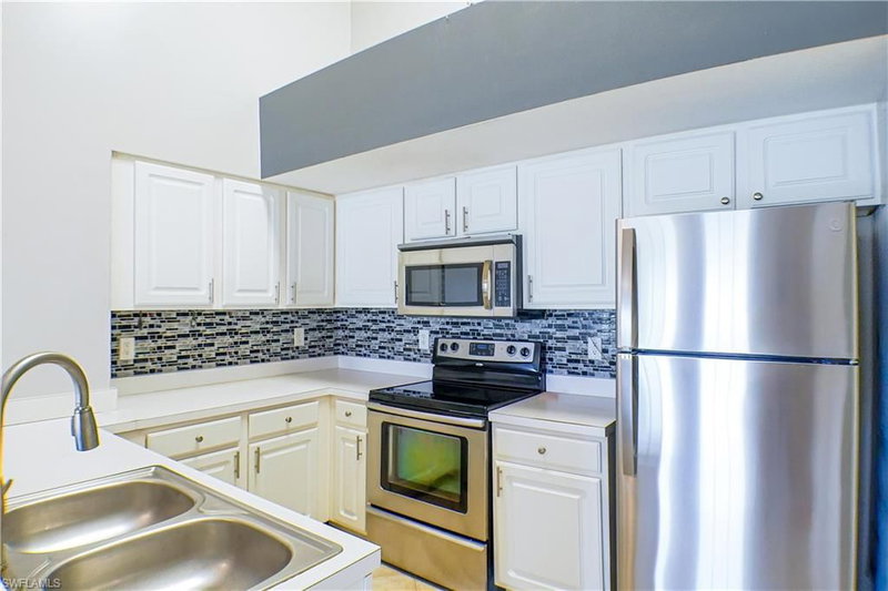 4135 residence DR photo 1