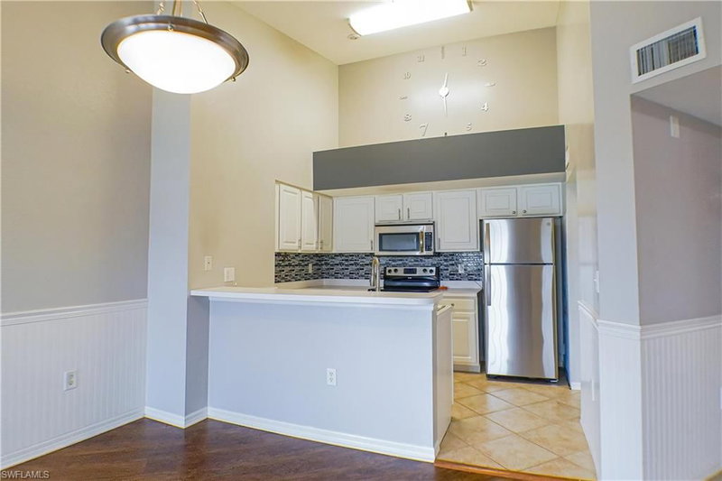 4135 residence DR photo 2