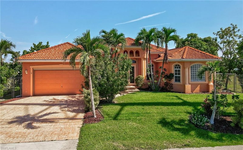 2305 Kismet PKWY W photo 2