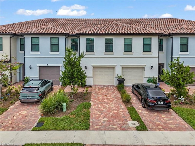 1533 Lake Jessup CIR photo 1