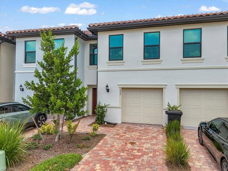 1533 Lake Jessup CIR photo 2
