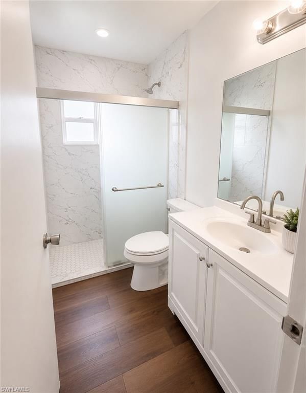 138 Gordon AVE S photo 4