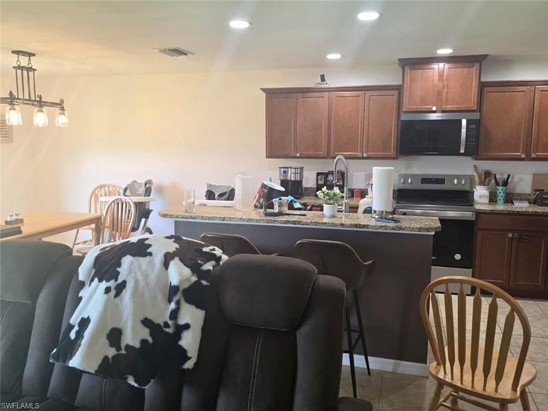 1812 32nd ST photo 5