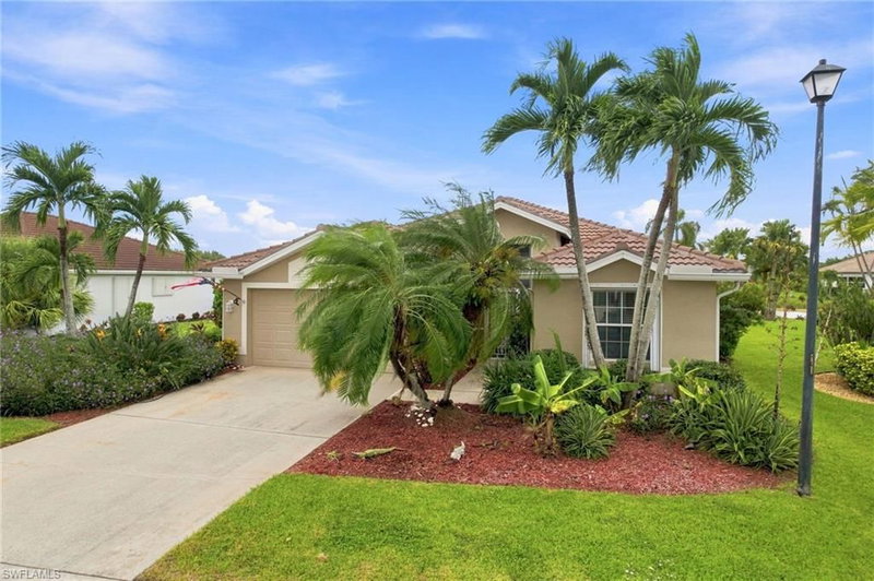 12833 Dresden CT photo 2