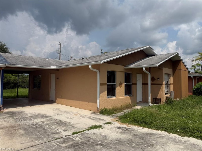 1123 Joel BLVD photo 2